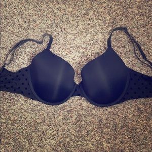 Victoria’s Secret 34DD uplift semi demi